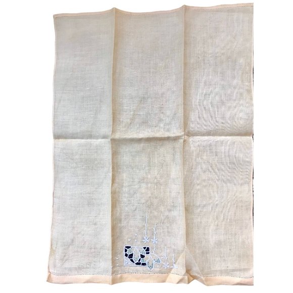 Vintage Embroidered Hand Towels set of 3 in Green Yellow & Orange cut work. - Picture 7 of 10